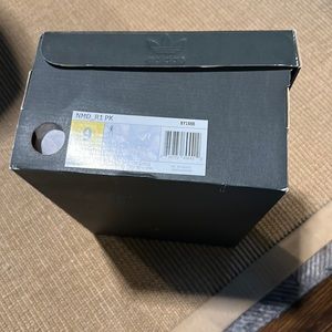 Adidas NMD r1 pm - size 9